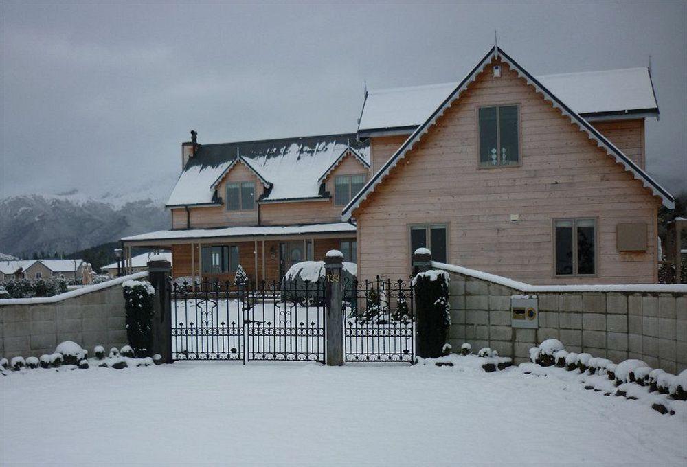 Annerleigh Luxury Bed And Breakfast Hanmer Springs Bagian luar foto